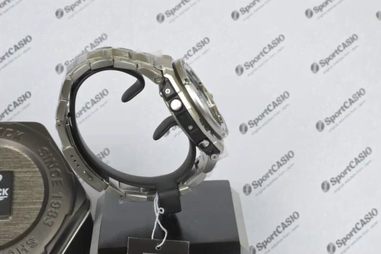 Наручные часы CASIO G-SHOCK GST-S110D-2A-1